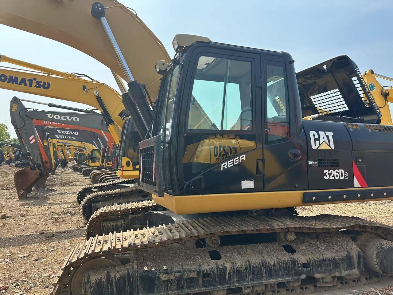 Caterpillar 326D - Верижен багер: снимка 2 Caterpillar 326D - Верижен багер: снимка 2