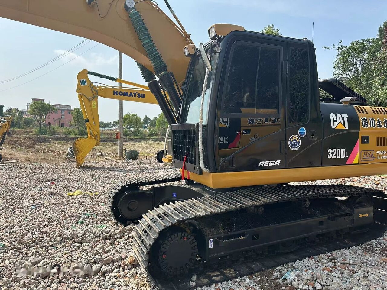 Caterpillar CAT 320D - Верижен багер: снимка 1 Caterpillar CAT 320D - Верижен багер: снимка 1