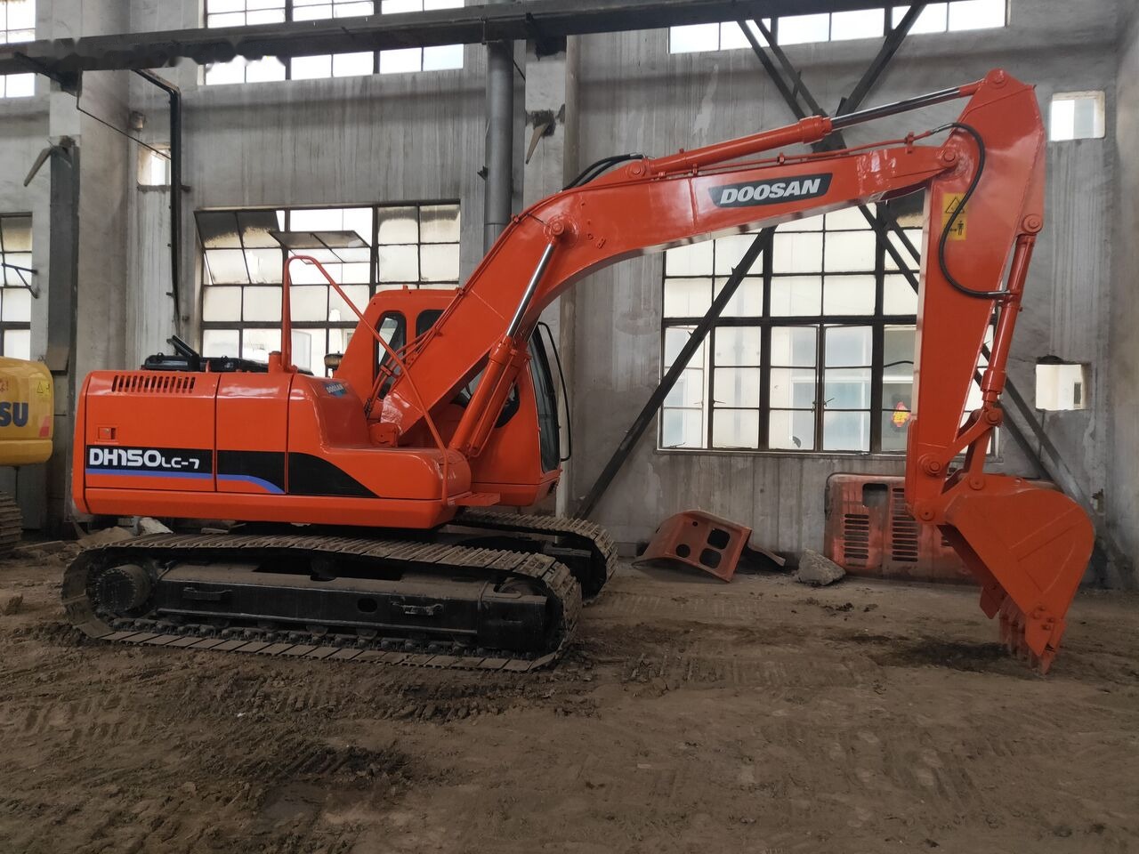 Doosan DH150LC-7 - Верижен багер: снимка 1 Doosan DH150LC-7 - Верижен багер: снимка 1