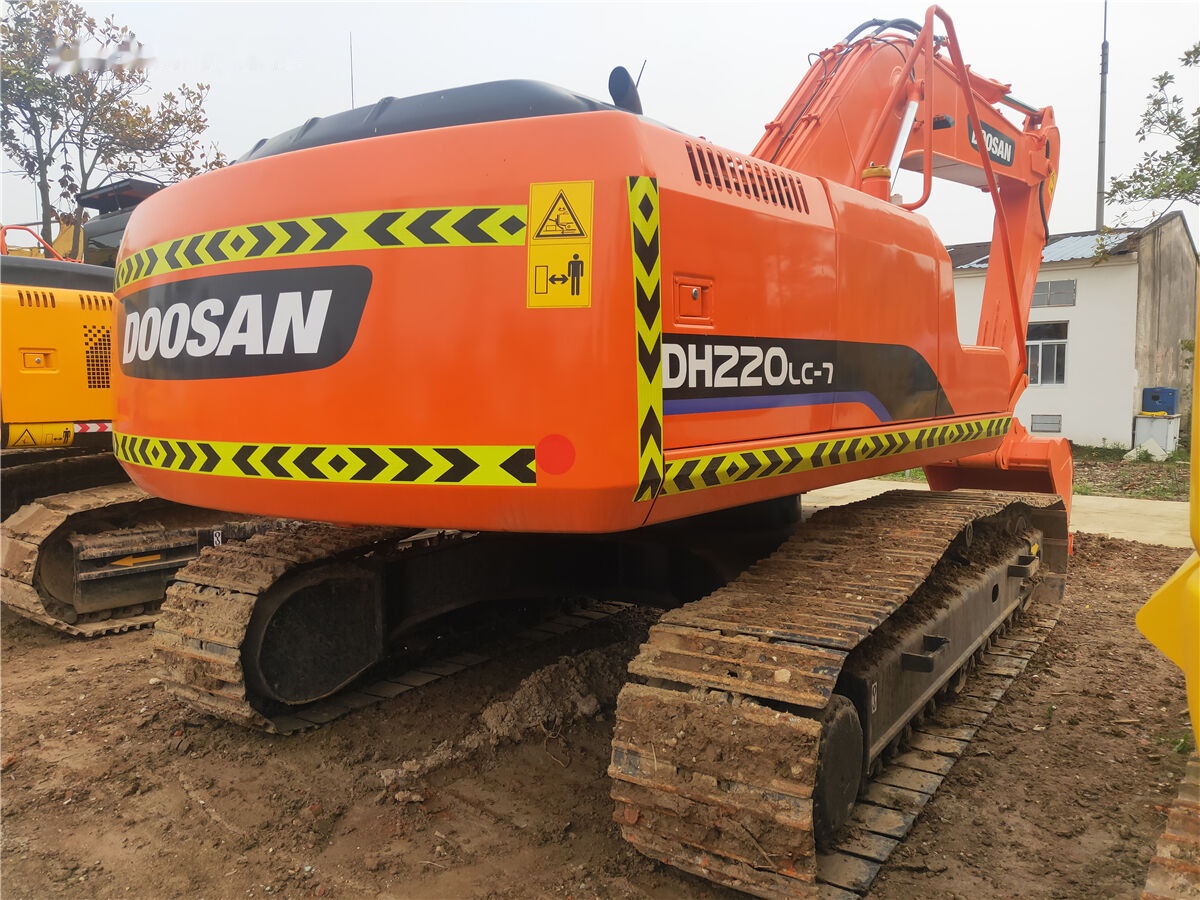 Doosan DH220LC-7 - Верижен багер: снимка 1 Doosan DH220LC-7 - Верижен багер: снимка 1