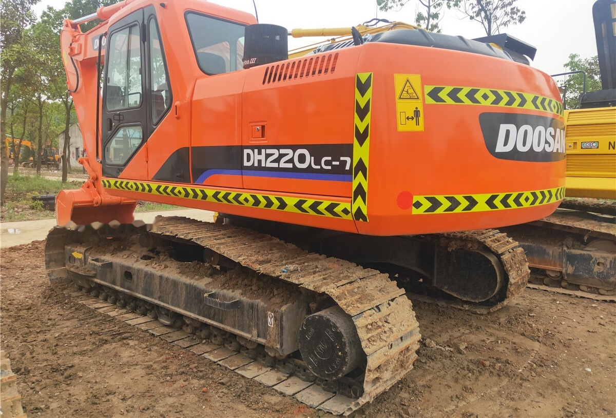 Doosan DH220LC-7 - Верижен багер: снимка 5 Doosan DH220LC-7 - Верижен багер: снимка 5