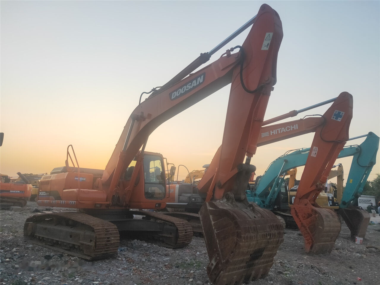 Doosan DH300LC-7 - Верижен багер: снимка 1 Doosan DH300LC-7 - Верижен багер: снимка 1