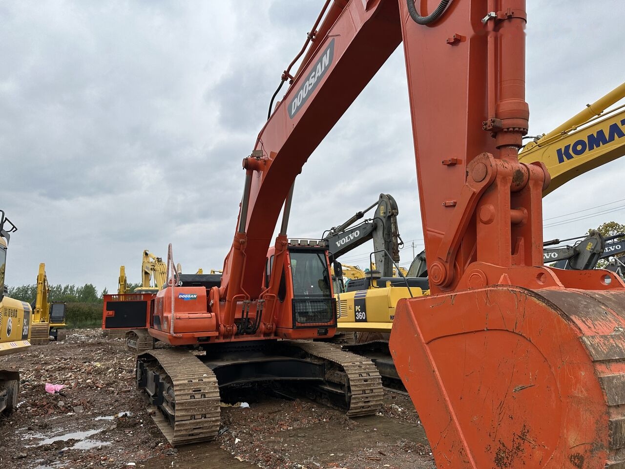 Doosan DH420 - Верижен багер: снимка 1 Doosan DH420 - Верижен багер: снимка 1