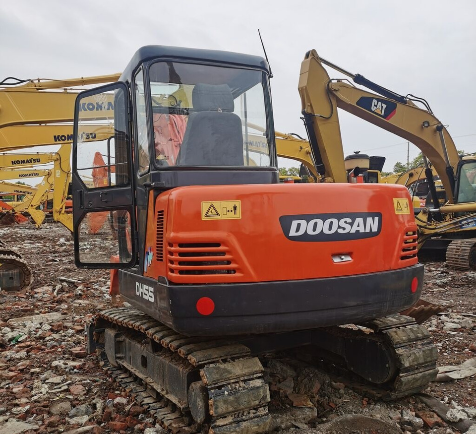 Doosan DH55 - Верижен багер: снимка 4 Doosan DH55 - Верижен багер: снимка 4