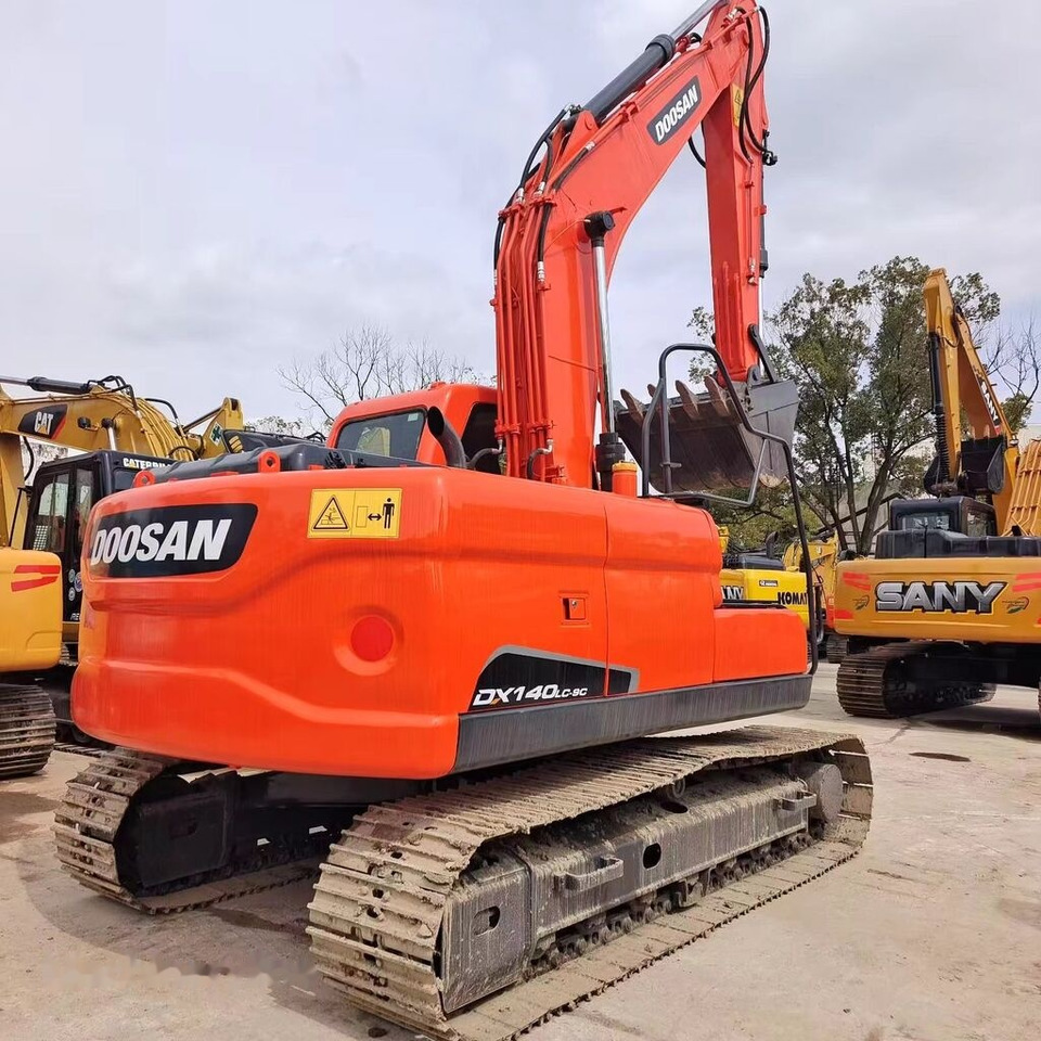 Doosan DX140 - Верижен багер: снимка 4 Doosan DX140 - Верижен багер: снимка 4