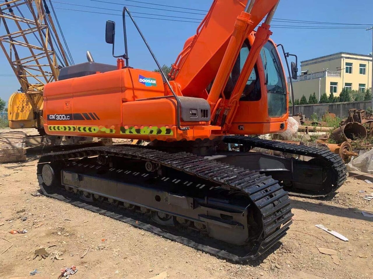 Doosan DX300 - Верижен багер: снимка 4 Doosan DX300 - Верижен багер: снимка 4