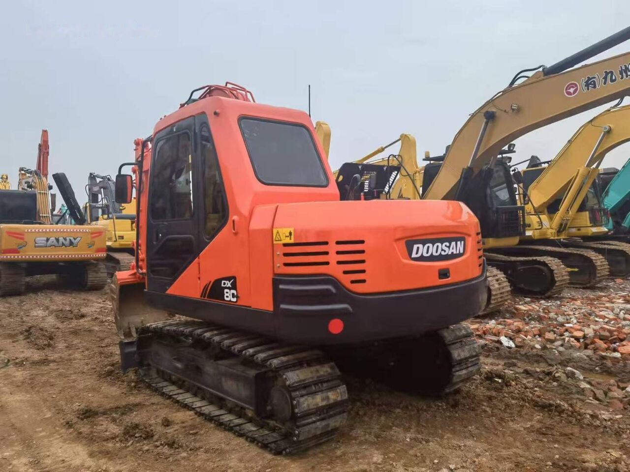 Doosan DX80 - Верижен багер: снимка 5 Doosan DX80 - Верижен багер: снимка 5