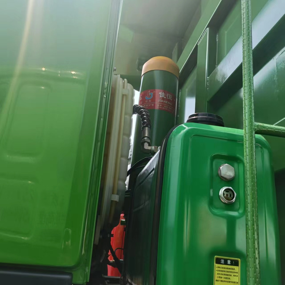 HOWO 380 - Самосвал камион: снимка 5 HOWO 380 - Самосвал камион: снимка 5