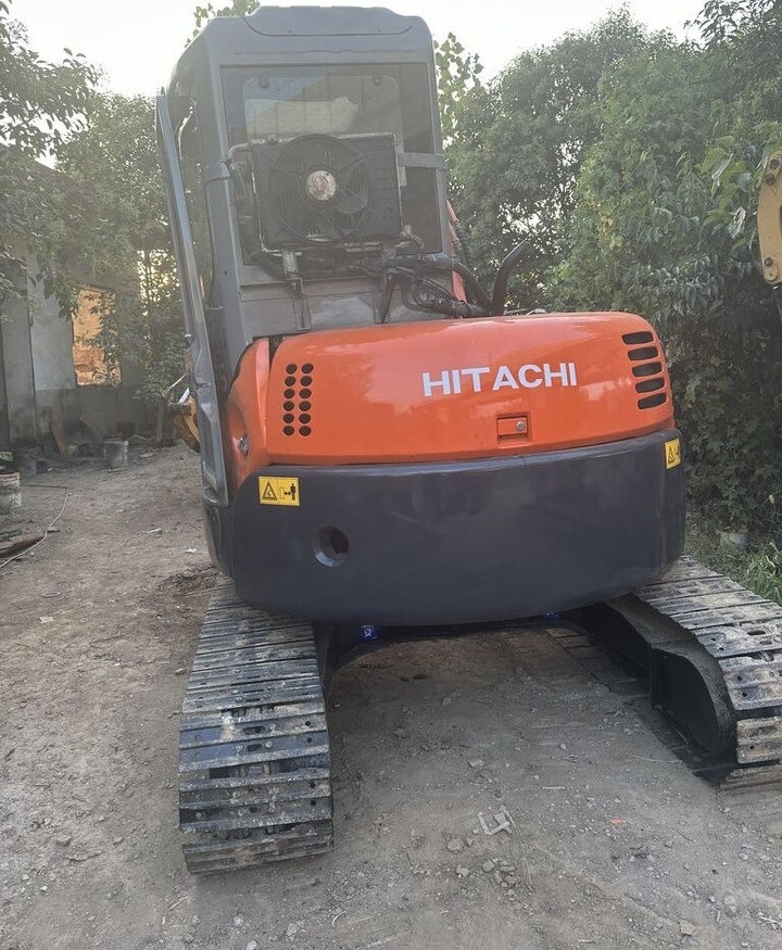 Hitachi ZX55 - Мини багер: снимка 1 Hitachi ZX55 - Мини багер: снимка 1