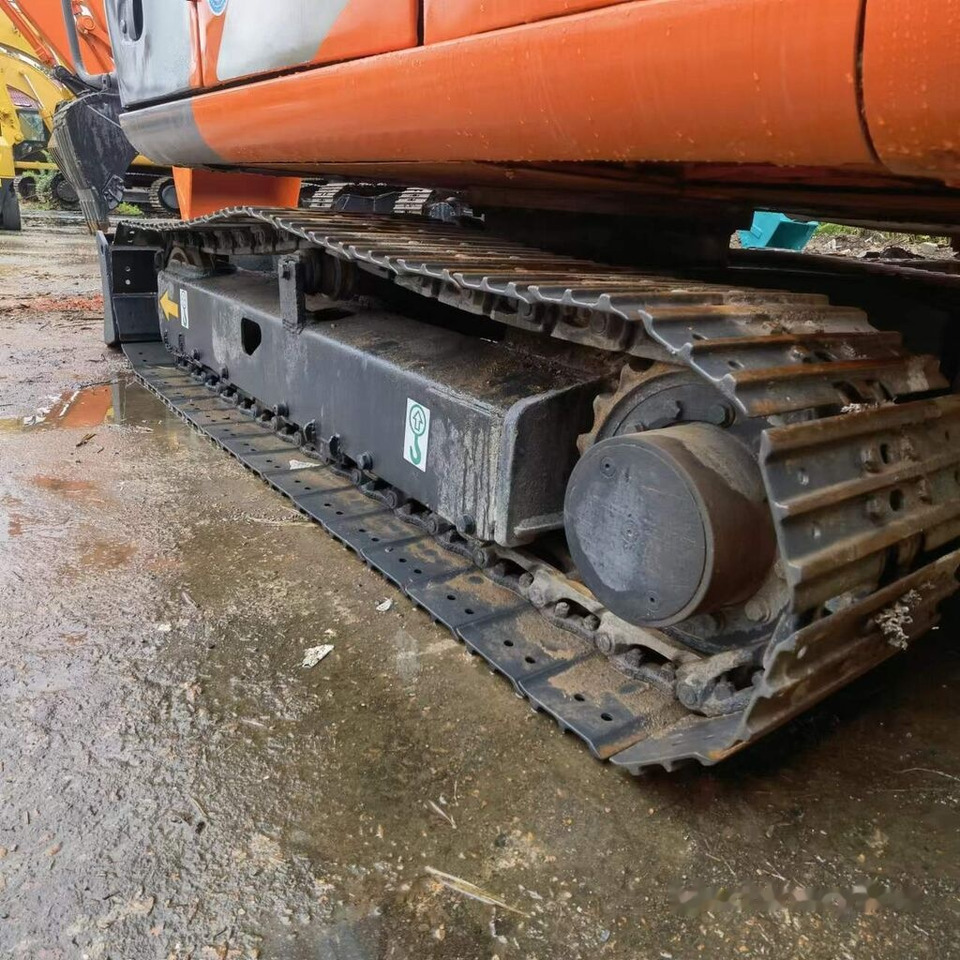 Hitachi ZX60 - Верижен багер: снимка 4 Hitachi ZX60 - Верижен багер: снимка 4