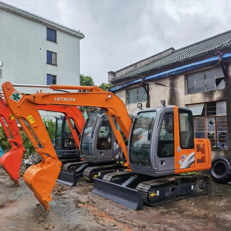 Hitachi ZX60 - Верижен багер: снимка 5 Hitachi ZX60 - Верижен багер: снимка 5