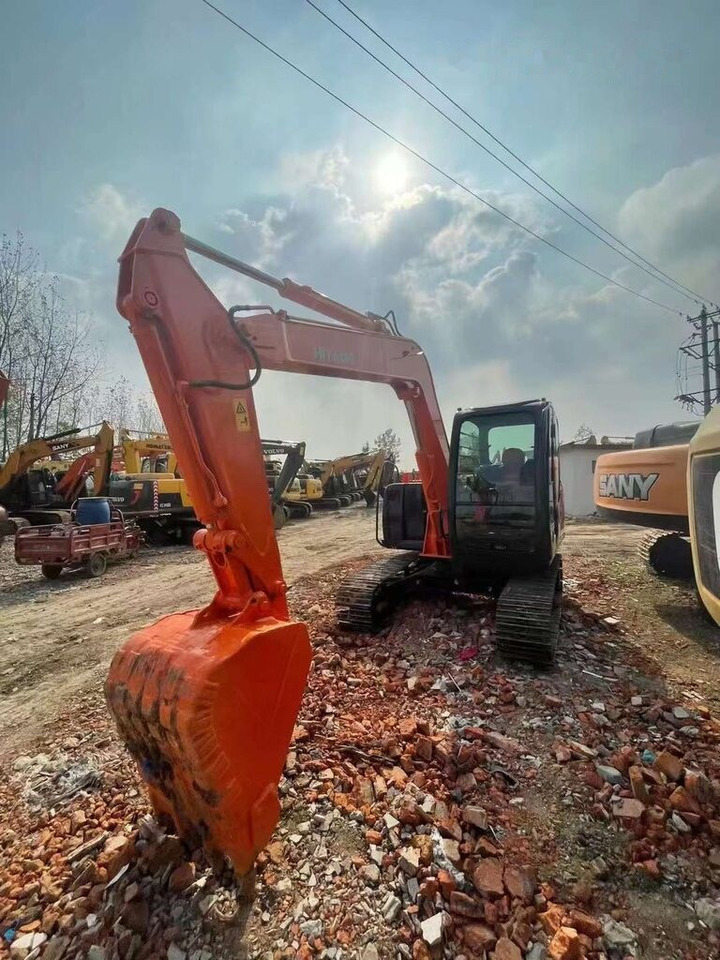 Hitachi ZX70 - Верижен багер: снимка 4 Hitachi ZX70 - Верижен багер: снимка 4