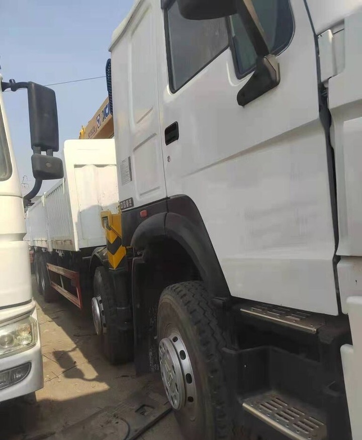 Howo 371 - Самосвал камион, Камион с кран: снимка 5 Howo 371 - Самосвал камион, Камион с кран: снимка 5