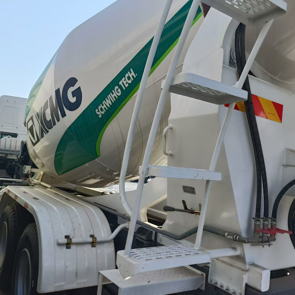 Howo HOWO 371 concrete truck 10CM3 - Бетоновоз: снимка 4 Howo HOWO 371 concrete truck 10CM3 - Бетоновоз: снимка 4
