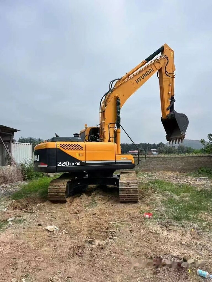Hyundai 220LC-9 - Верижен багер: снимка 1 Hyundai 220LC-9 - Верижен багер: снимка 1