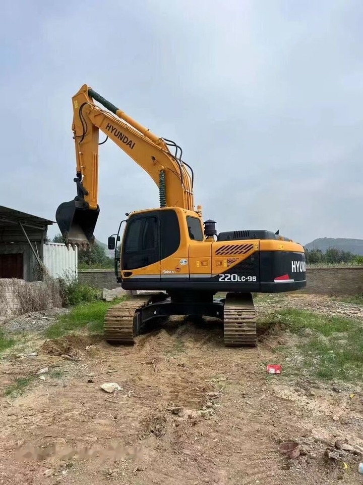 Hyundai 220LC-9 - Верижен багер: снимка 5 Hyundai 220LC-9 - Верижен багер: снимка 5