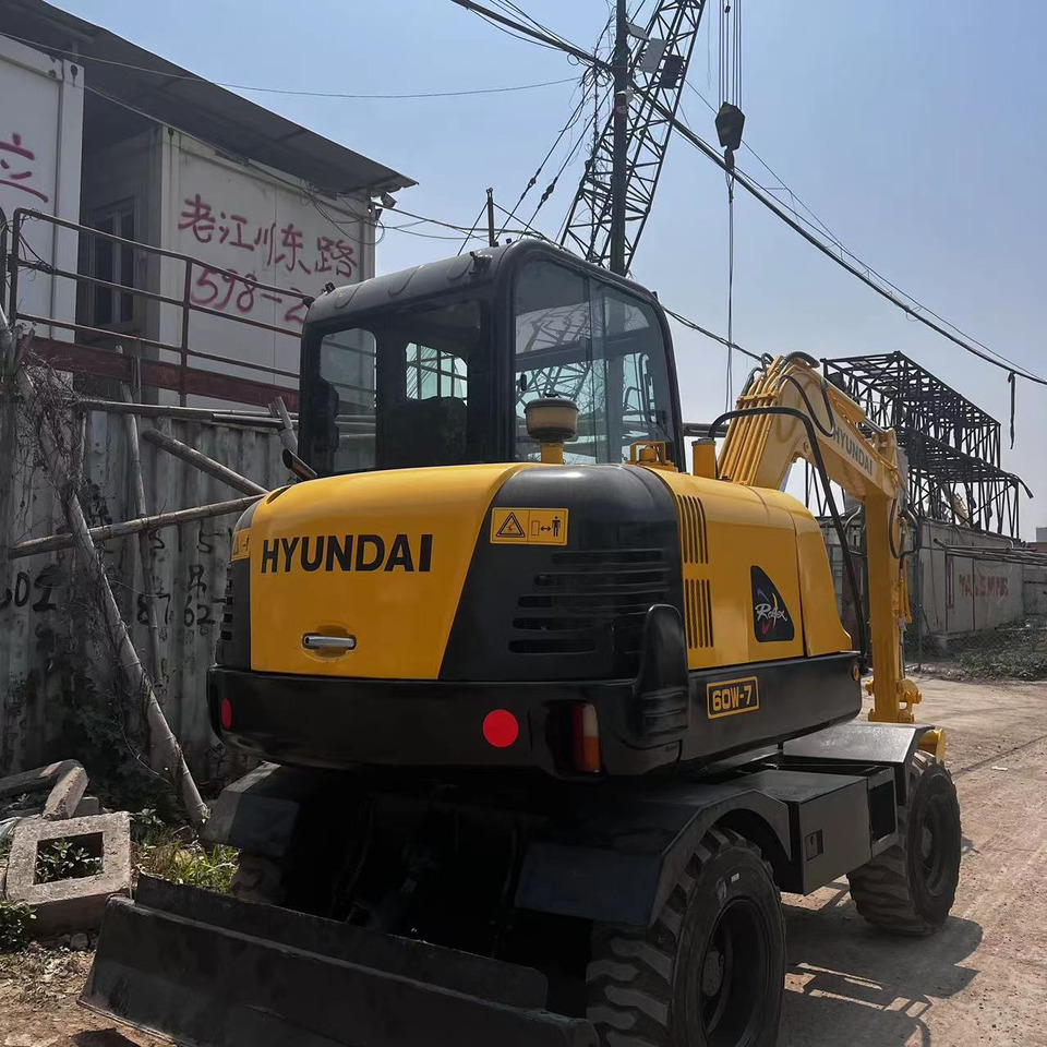 Hyundai R60W-7 - Колесен багер: снимка 4 Hyundai R60W-7 - Колесен багер: снимка 4
