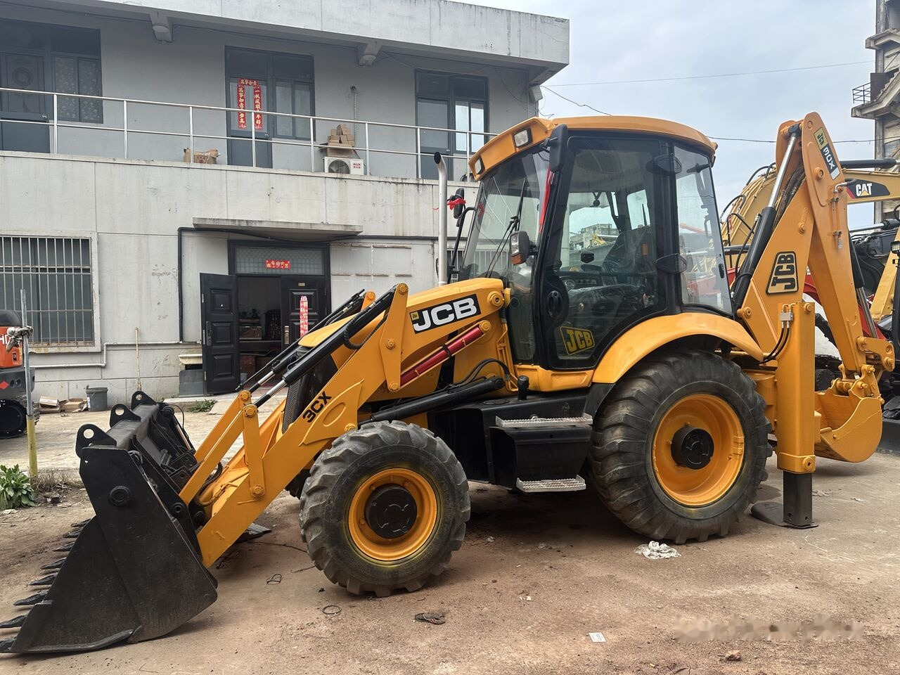 JCB 3CX - Багер-товарач: снимка 4 JCB 3CX - Багер-товарач: снимка 4