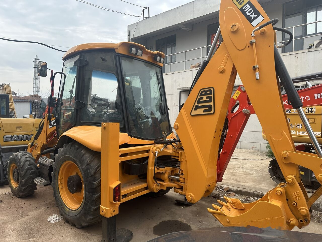 JCB 3CX - Багер-товарач: снимка 1 JCB 3CX - Багер-товарач: снимка 1