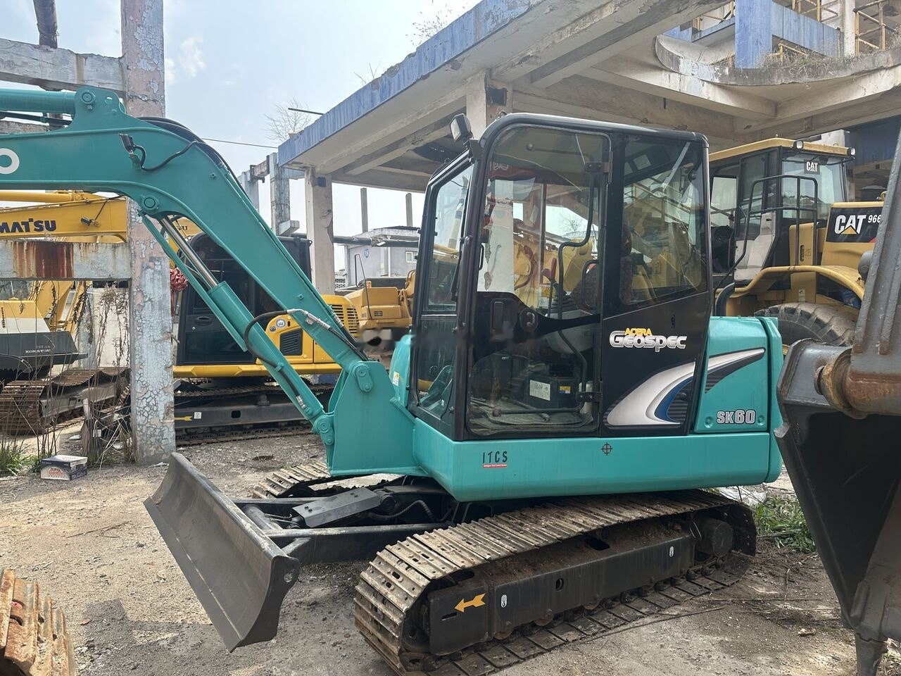 Kobelco SK60 - Мини багер: снимка 5 Kobelco SK60 - Мини багер: снимка 5