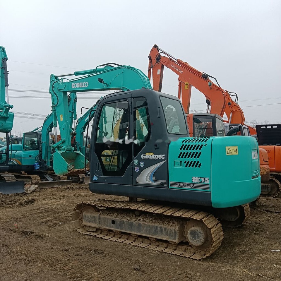 Kobelco SK75-8 - Верижен багер: снимка 2 Kobelco SK75-8 - Верижен багер: снимка 2