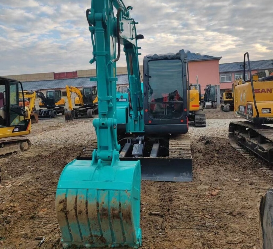 Kobelco SK75 - Мини багер: снимка 4 Kobelco SK75 - Мини багер: снимка 4