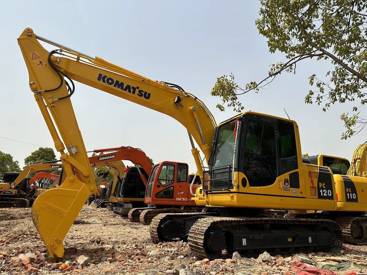 Komatsu PC120-8 - Верижен багер: снимка 4 Komatsu PC120-8 - Верижен багер: снимка 4