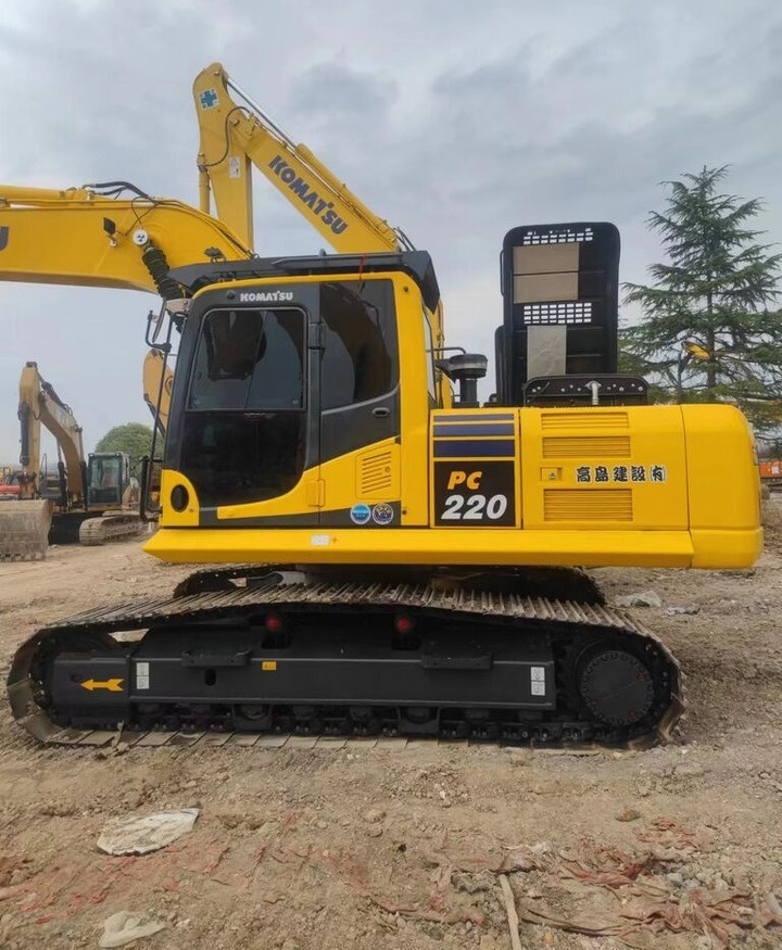 Komatsu PC220-8 - Верижен багер: снимка 4 Komatsu PC220-8 - Верижен багер: снимка 4