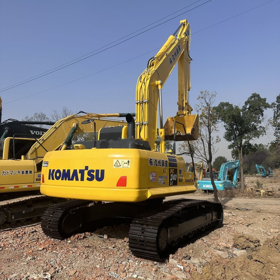 Komatsu PC240-8 - Верижен багер: снимка 2 Komatsu PC240-8 - Верижен багер: снимка 2
