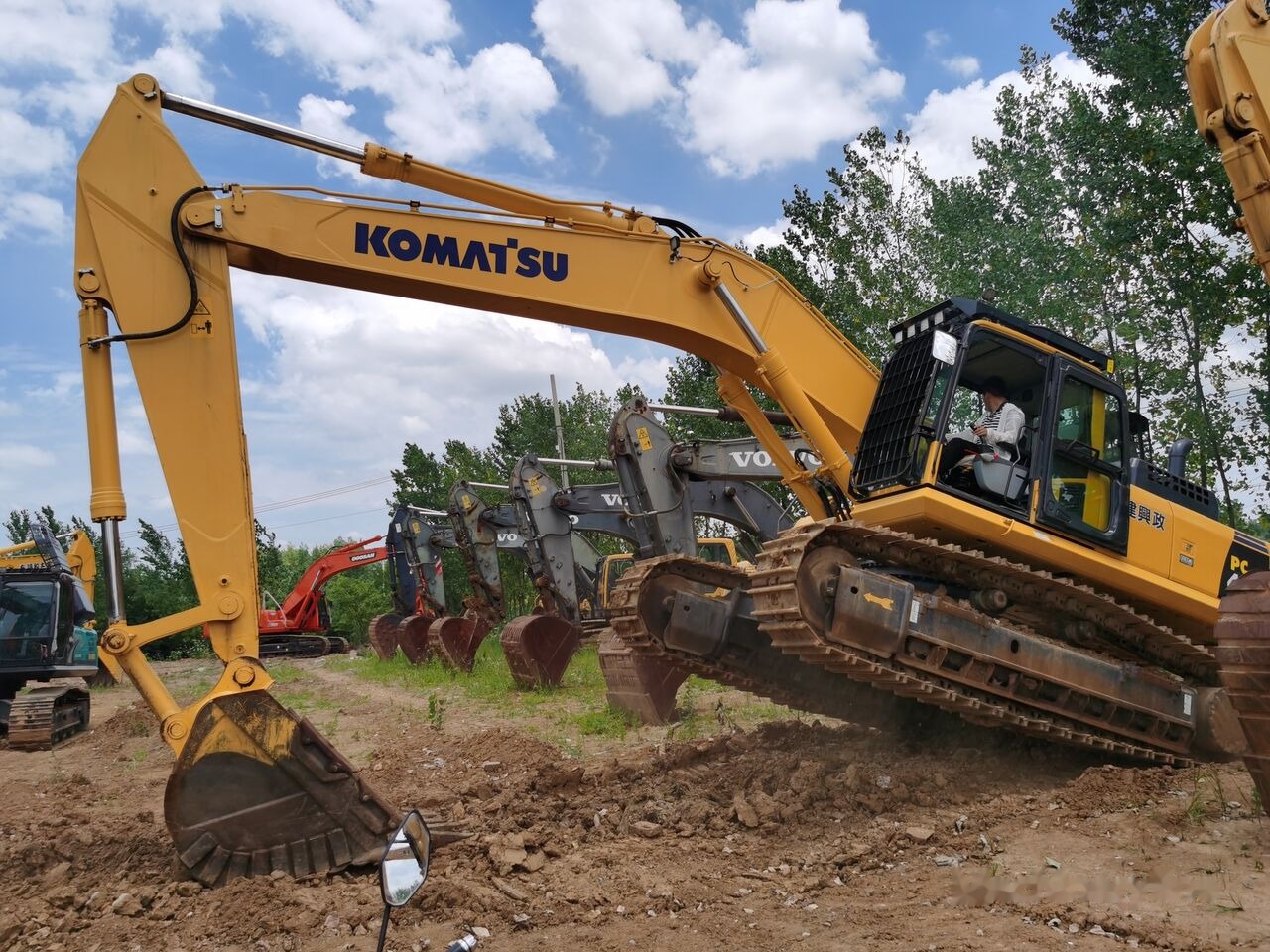 Komatsu PC450-8 - Верижен багер: снимка 2 Komatsu PC450-8 - Верижен багер: снимка 2