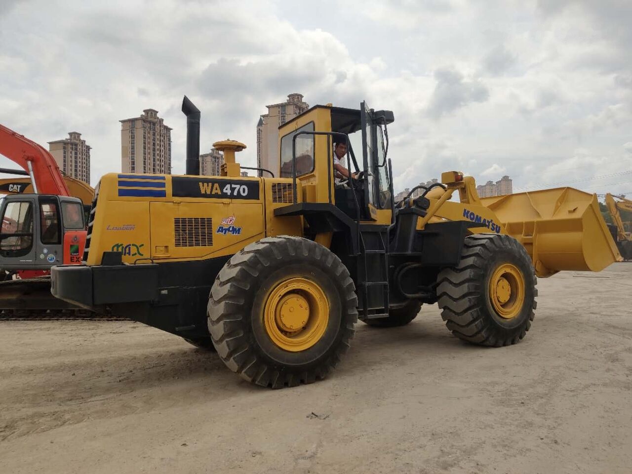 Komatsu WA470 - Колесен товарач: снимка 2 Komatsu WA470 - Колесен товарач: снимка 2