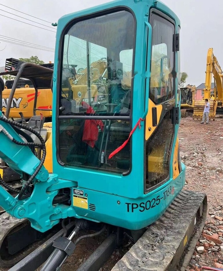 Kubota KX135 - Мини багер: снимка 1 Kubota KX135 - Мини багер: снимка 1