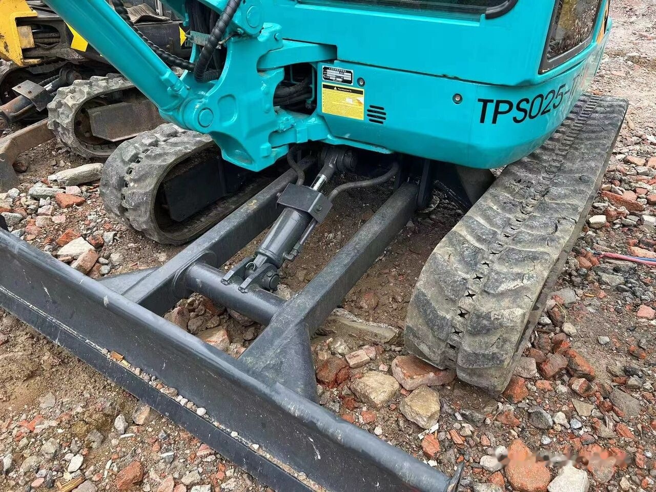 Kubota KX135 - Мини багер: снимка 4 Kubota KX135 - Мини багер: снимка 4