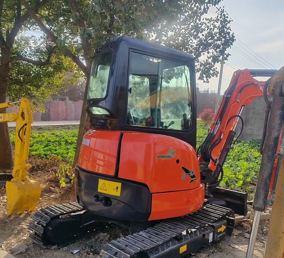 Kubota U30 - Мини багер: снимка 1 Kubota U30 - Мини багер: снимка 1
