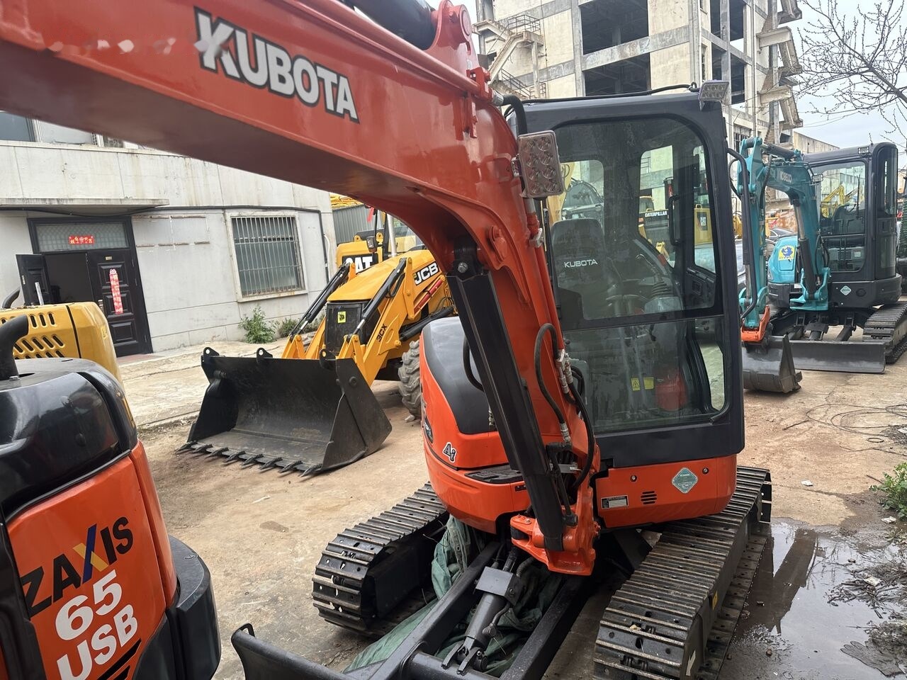 Kubota U35 - Мини багер: снимка 5 Kubota U35 - Мини багер: снимка 5