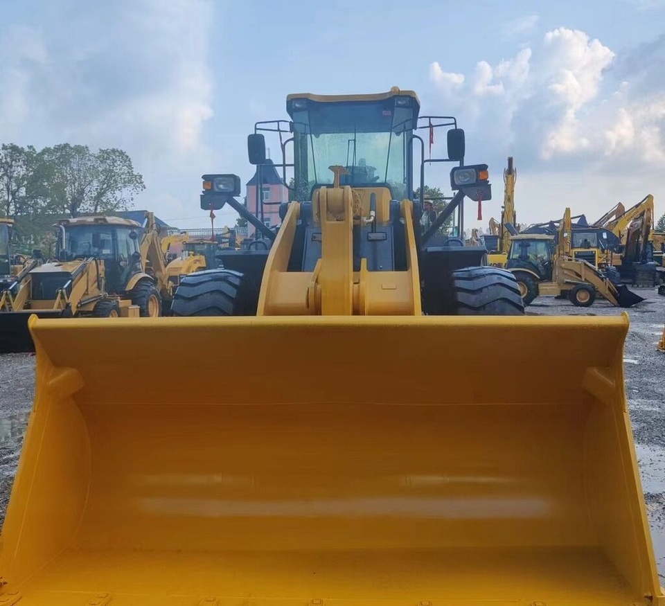 SDLG L958F - Колесен товарач: снимка 1 SDLG L958F - Колесен товарач: снимка 1