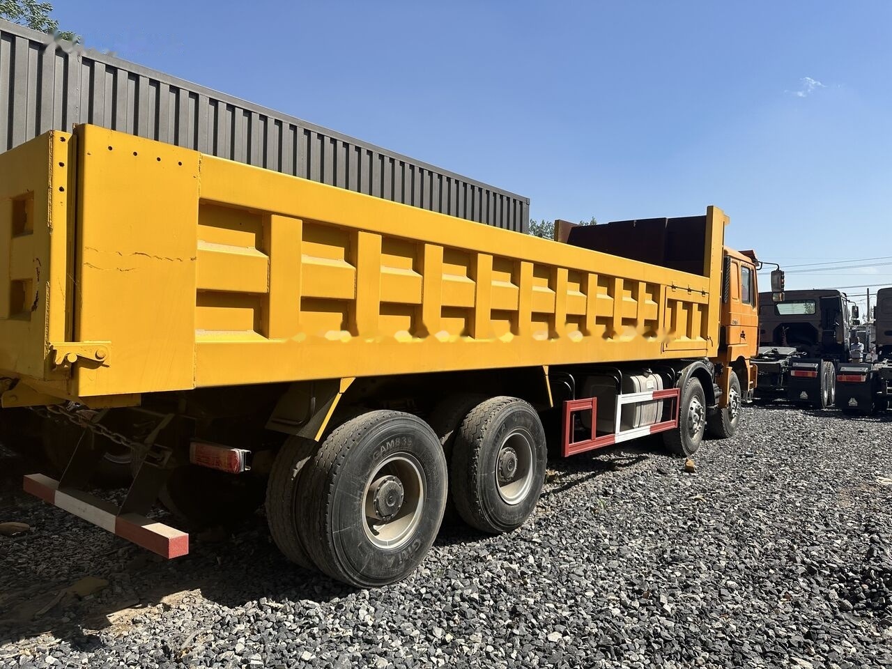 Shacman F3000 - Самосвал камион: снимка 4 Shacman F3000 - Самосвал камион: снимка 4