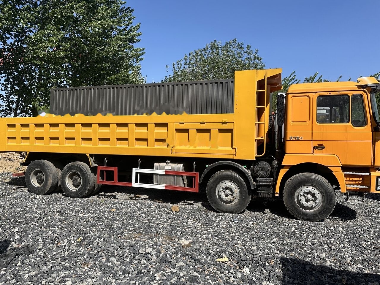 Shacman F3000 - Самосвал камион: снимка 1 Shacman F3000 - Самосвал камион: снимка 1