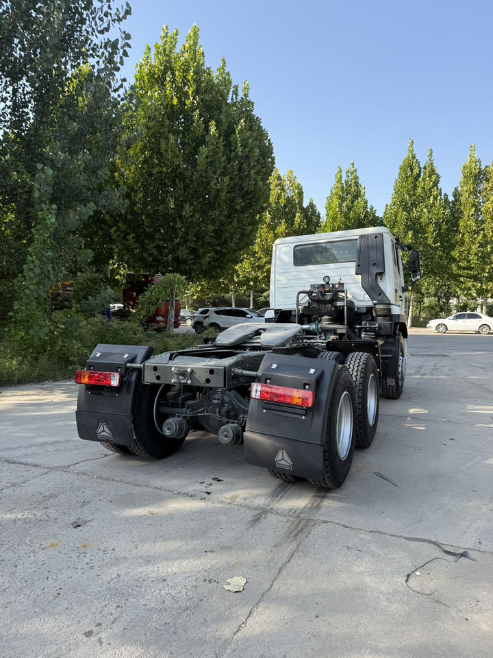 HOWO 6x4 - Влекач: снимка 4 HOWO 6x4 - Влекач: снимка 4