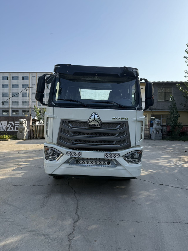 HOWO 6x4 - Влекач: снимка 3 HOWO 6x4 - Влекач: снимка 3