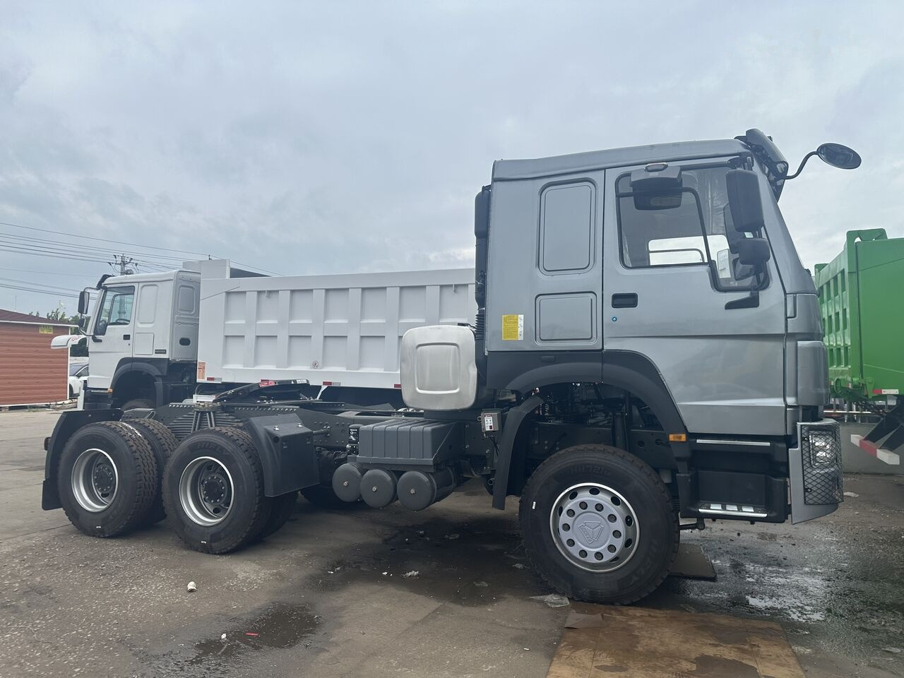 Howo - Влекач: снимка 2 Howo - Влекач: снимка 2