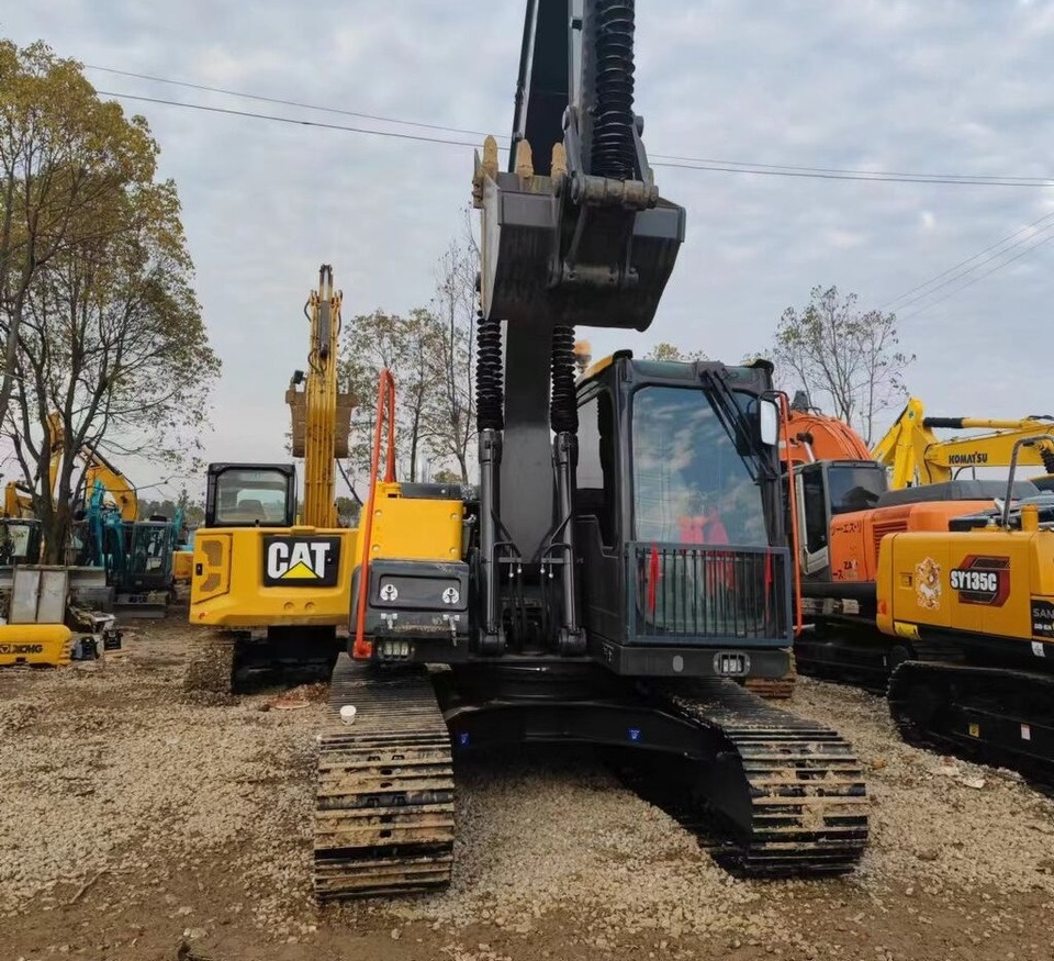 Volvo EC140 - Верижен багер: снимка 1 Volvo EC140 - Верижен багер: снимка 1