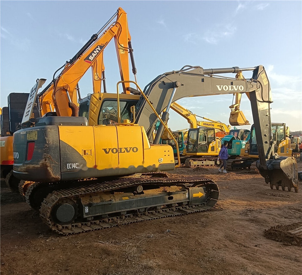 Volvo EC140B - Верижен багер: снимка 3 Volvo EC140B - Верижен багер: снимка 3