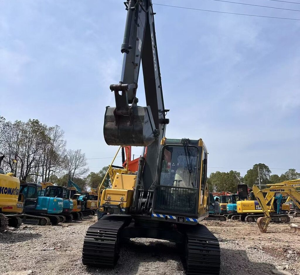 Volvo EC140D - Верижен багер: снимка 2 Volvo EC140D - Верижен багер: снимка 2