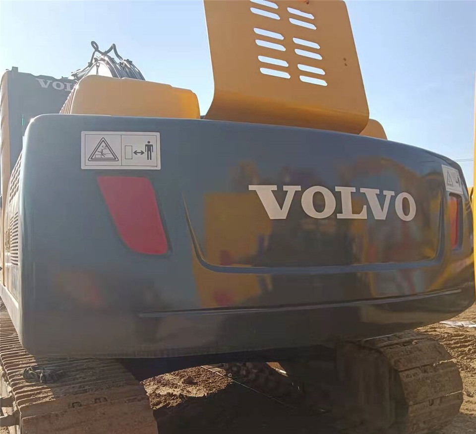 Volvo EC210B - Верижен багер: снимка 3 Volvo EC210B - Верижен багер: снимка 3