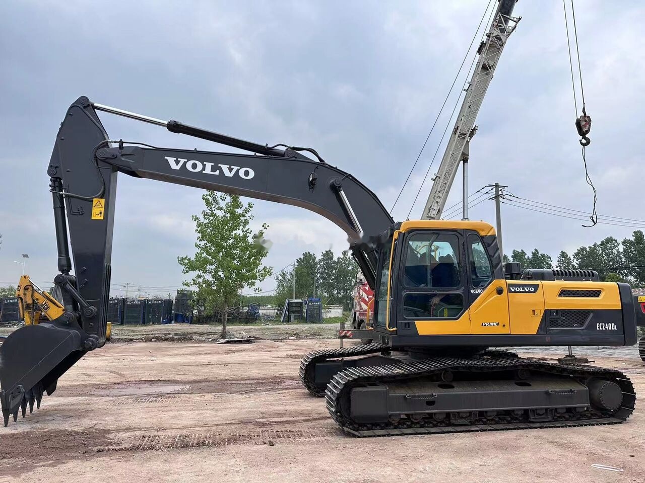 Volvo EC240 - Верижен багер: снимка 4 Volvo EC240 - Верижен багер: снимка 4