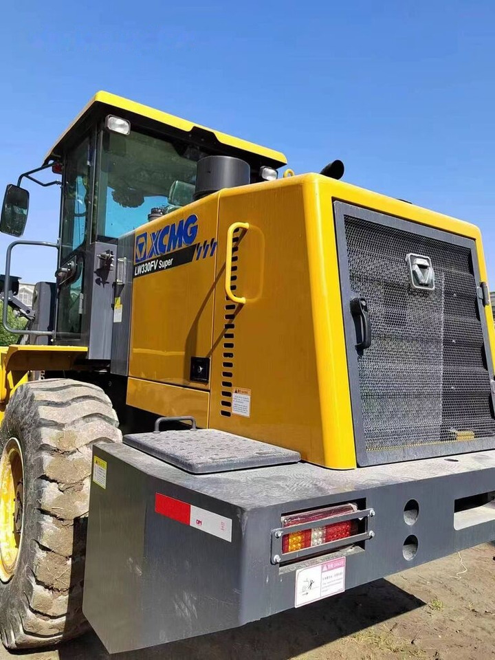 XCMG LW300FV - Колесен товарач: снимка 4 XCMG LW300FV - Колесен товарач: снимка 4