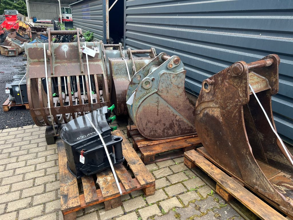 Terex TC 48 Terex TC 48 u.35u. - Кофа за багер за Строителна техника: снимка 2 Terex TC 48 Terex TC 48 u.35u. - Кофа за багер за Строителна техника: снимка 2