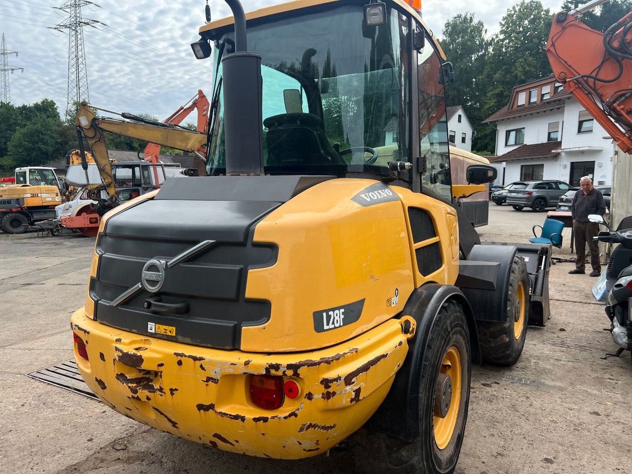 Volvo L 28 F kein 30 oder 35 - Колесен товарач: снимка 2 Volvo L 28 F kein 30 oder 35 - Колесен товарач: снимка 2