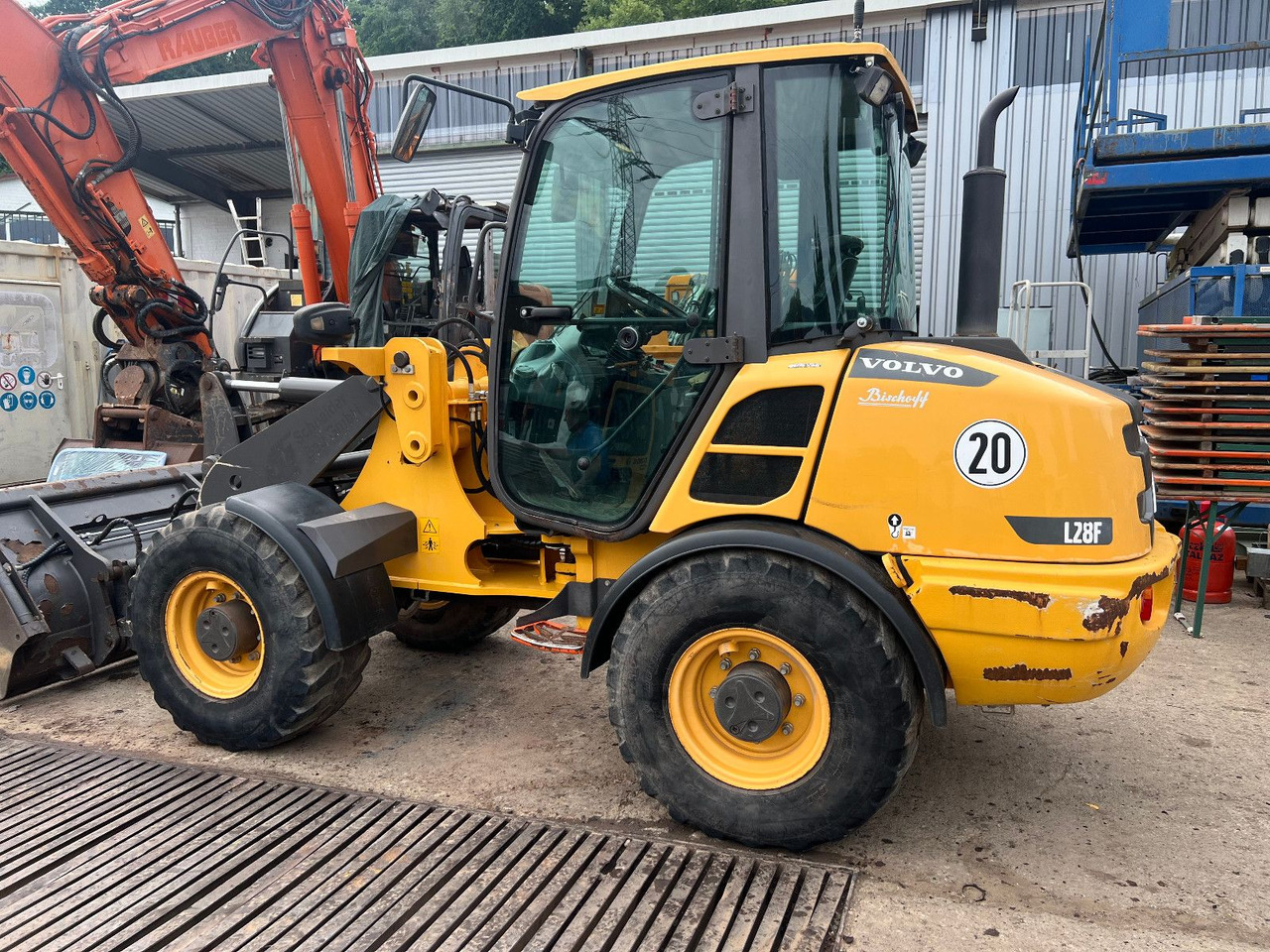 Volvo L 28 F kein 30 oder 35 - Колесен товарач: снимка 1 Volvo L 28 F kein 30 oder 35 - Колесен товарач: снимка 1